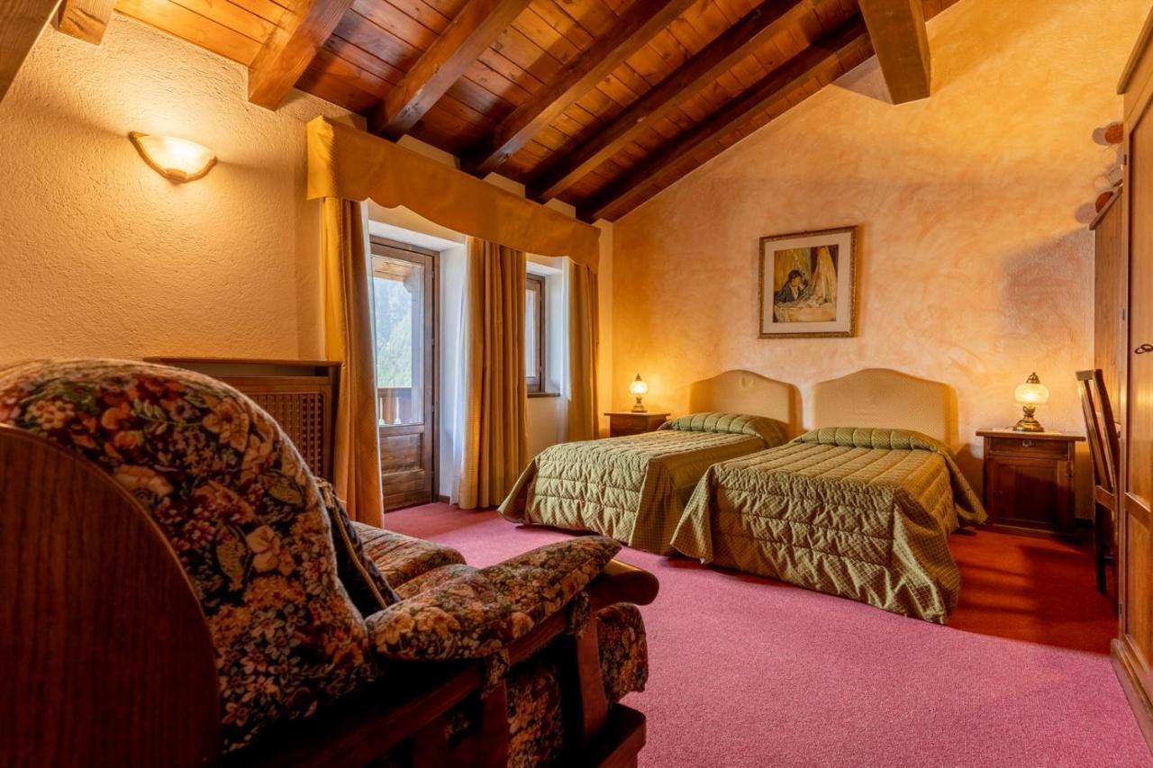 Hotel Des Alpes Сен-Ремі-ан-Босс Екстер'єр фото